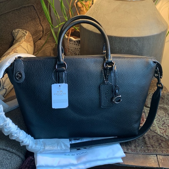 Coach Handbags - Authentic COACH 1941 Grain leather zip top satchel/crossbody